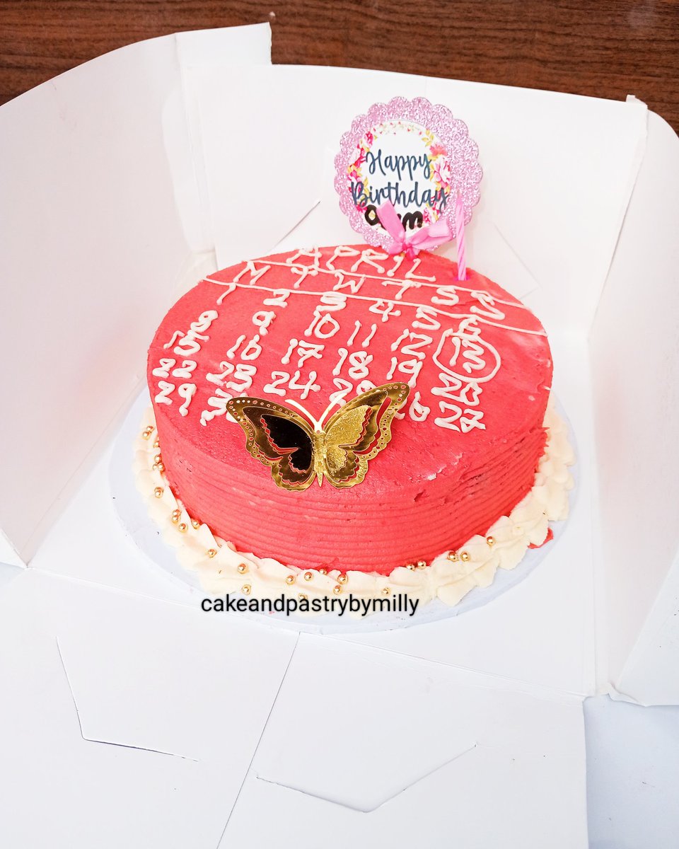 Price: N14,500 8inches 1 layer cake in Redvelvet or chocolate flavour with Buttercream frosting Other cake flavours include Vanilla, strawberry, cookies and cream, marble, coconut and carrot Available to Deliver daily within Lagos. Send a DM to place your order