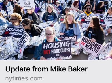 CSH’s President/CEO, Deborah De Santis, spotted in a @nytimes image of today’s SCOTUS rally. Deb and dozens of others demonstrated w/ blankets to point out the absurdity of punishing people for experiencing homelessness. #JohnsonVGrantsPass #HousingNotHandcuffs