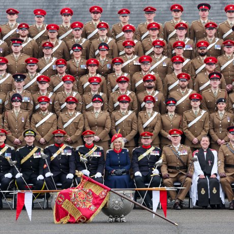 NEW: Today, The Queen visited the Royal Lancers for the first time since becoming Colonel-in-Chief. (📸 @RoyalFamily)