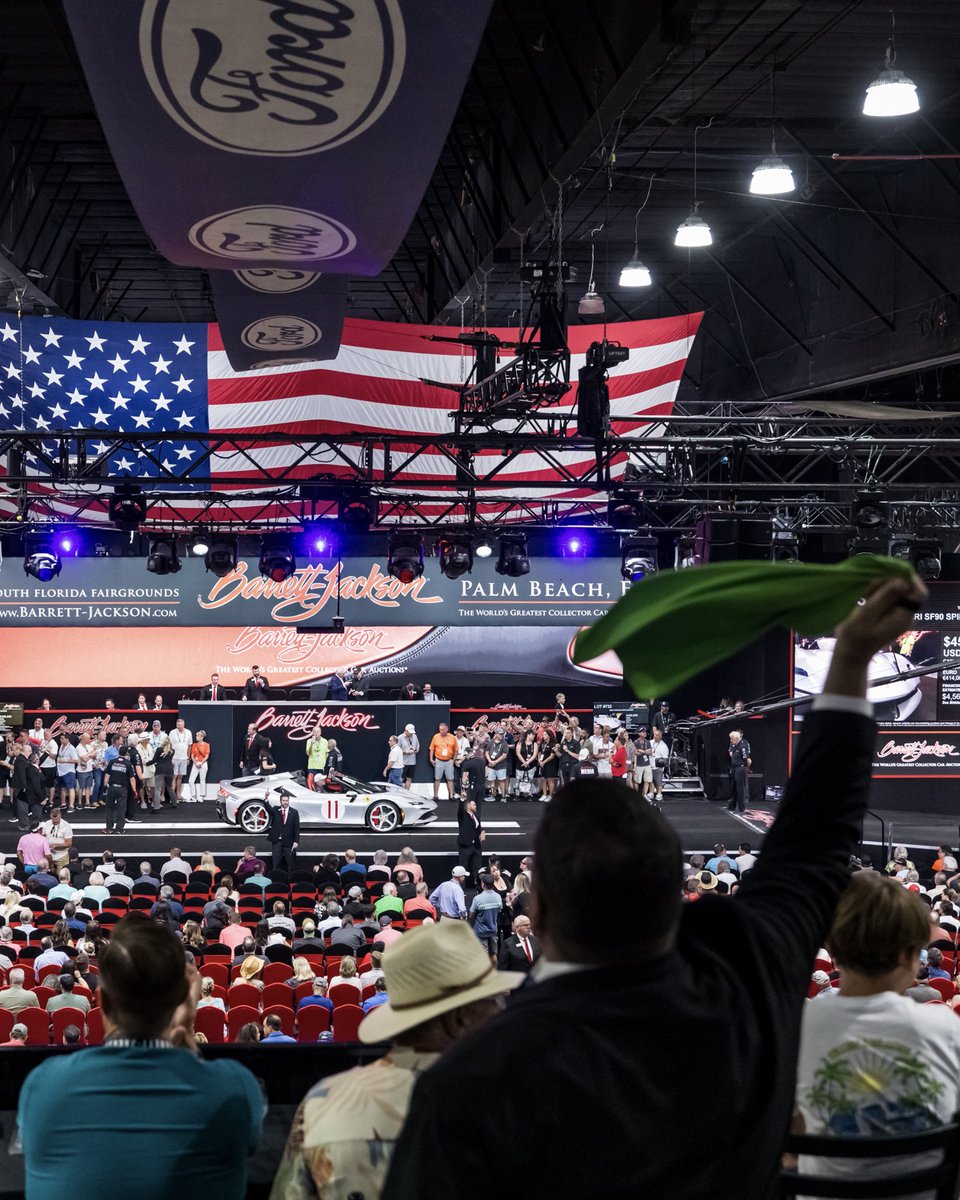 Whole lotta action #OnLocation in the Luxury Lounge 😎 #BarrettJacksonPalmBeach