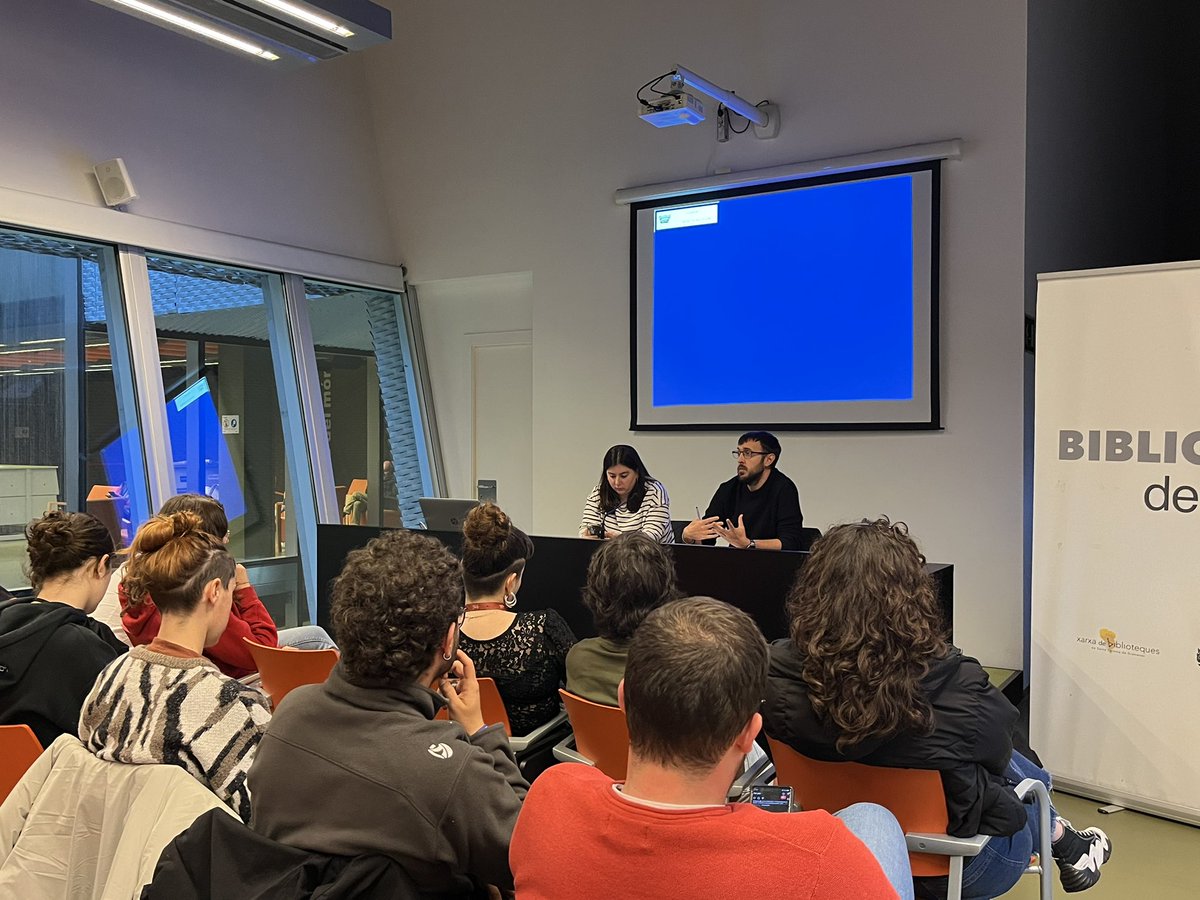 🟡👉🏻Avui hem fet una xerrada sobre immersió lingüística i hem parlat de la realitat del català al nostre territori, amb Eloi Planas de <a href="/llenguacat/">Plataforma per la Llengua #ResistènciaQuotidiana</a> i la candidata per les pròximes eleccions del #12M del Jovent Republicà, <a href="/marbesses/">Mar Besses i Casanovas</a>. 

Gràcies per fer-ho possible, seguim!✊