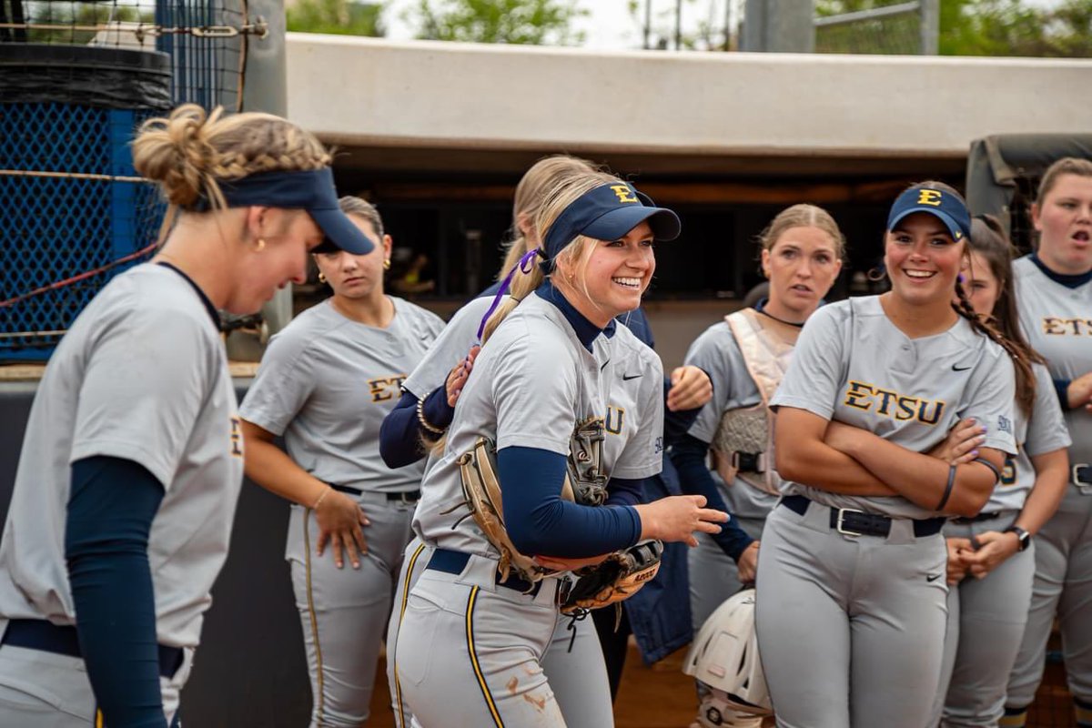 Congratulations to @FarragutSB great Cameron Young. On Sunday, @cameronyyoung was recognized for breaking the Bucs' all-time doubles record as she belted her 43rd career double in the 5-0 win at Mercer on April 14... Young broke Lindsay Lane's (2002-05) mark of 42!