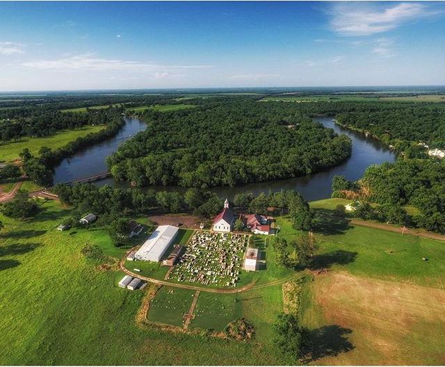 VisitNatch's tweet image. Happy Earth Day from one of the most beautiful places on Earth!! Cane River Lake is our little piece of heaven on Earth and we strive to take great care of every bit of it! #caneriver #natchitoches #caneriverlakelouisiana #earthday2024