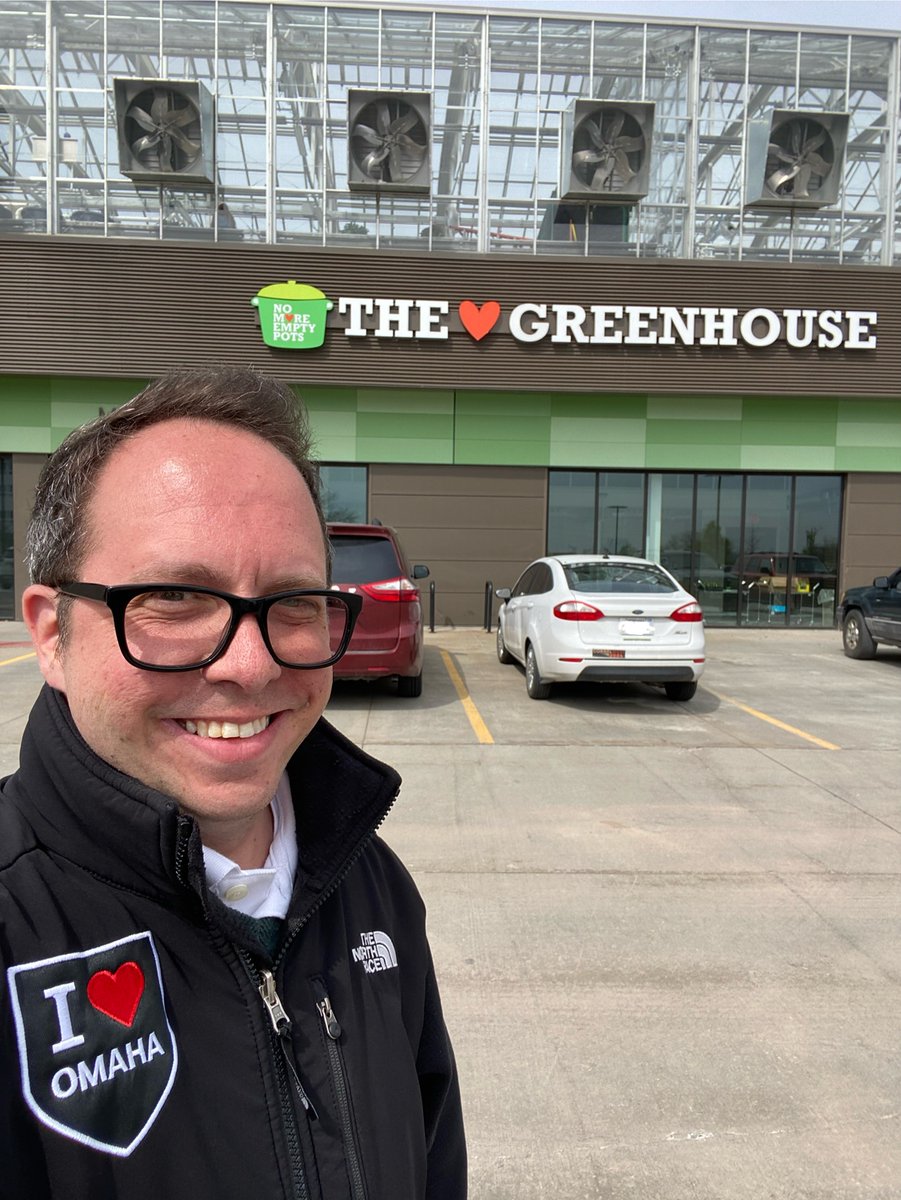 This Earth Day, I visited The Greenhouse at @nomoreMTpots! This Greenhouse is 17,000 square feet and is home to vertical farming of fresh produce like leafy greens and botanicals. Thank you, NMEP for helping our community grow. #EarthDay #NoMoreEmptyPots #GreenHouse #Homaha