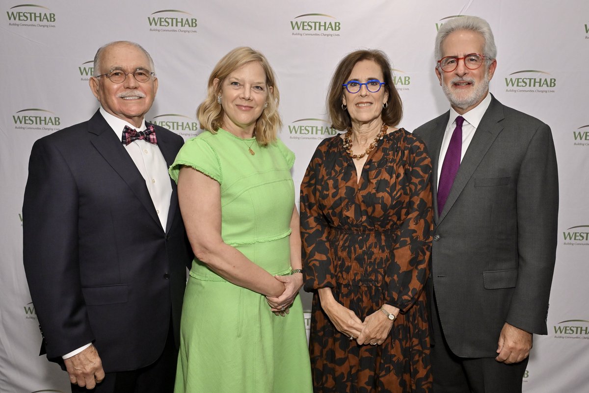 Westhab's 2024 Building Communities, Changing Lives Dinner raised over $650,000! Thank you to everyone who contributed to making the a success. Your contributions will create a lasting impact! #BuildingCommunities #ChangingLives #Westhab #CommunityImpact #Fundraising
