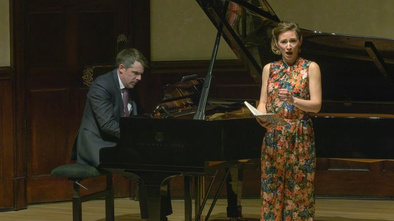 ★★★★★ @DevieilheSabine #MathieuPordoy @wigmore_hall - Enchantment in #Mozart and #Strauss, as the leading French soprano shines beyond diva excess, says @Rivers47 theartsdesk.com/classical-musi…