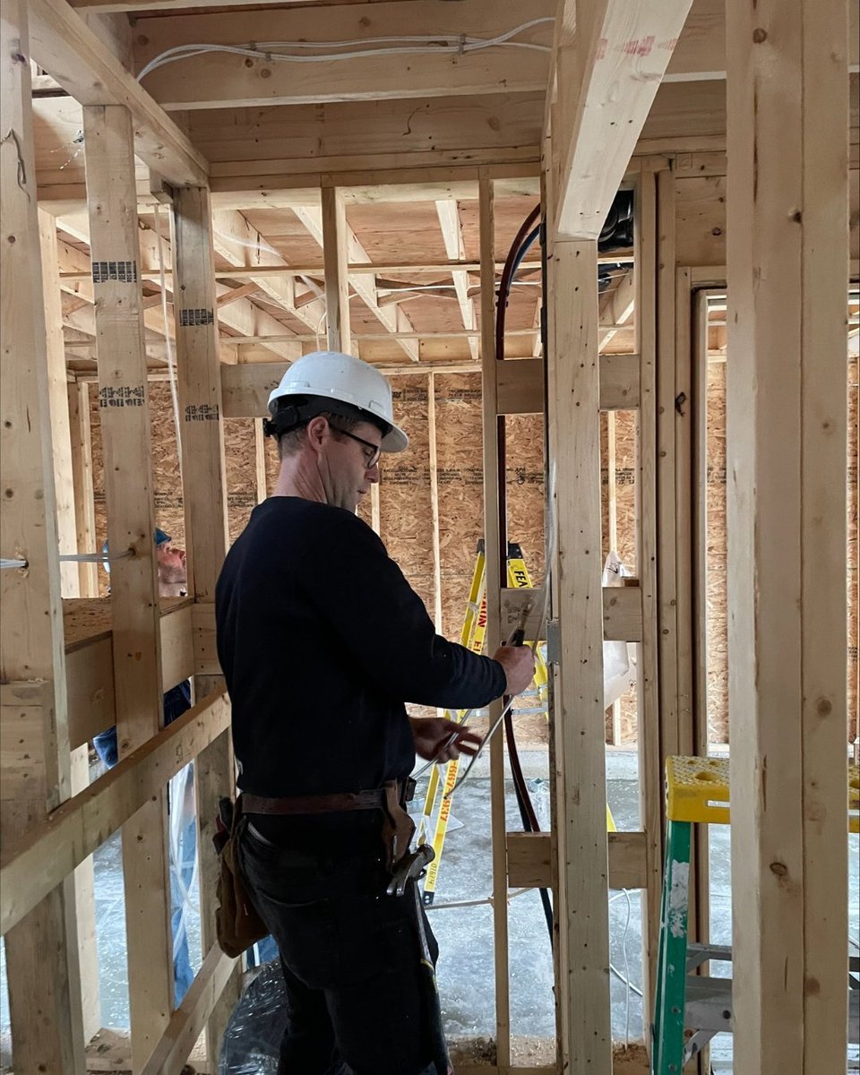 That's a wrap at <a href="/HabitatNiagara/">Habitat for Humanity Niagara Region</a>

After several weekends of work, Kraun electricians (plus the odd executive or two) created connections for two family homes in Thorold. 

Led by Brandon, the teams donated their time to rough in the homes and connect all electrical elements.