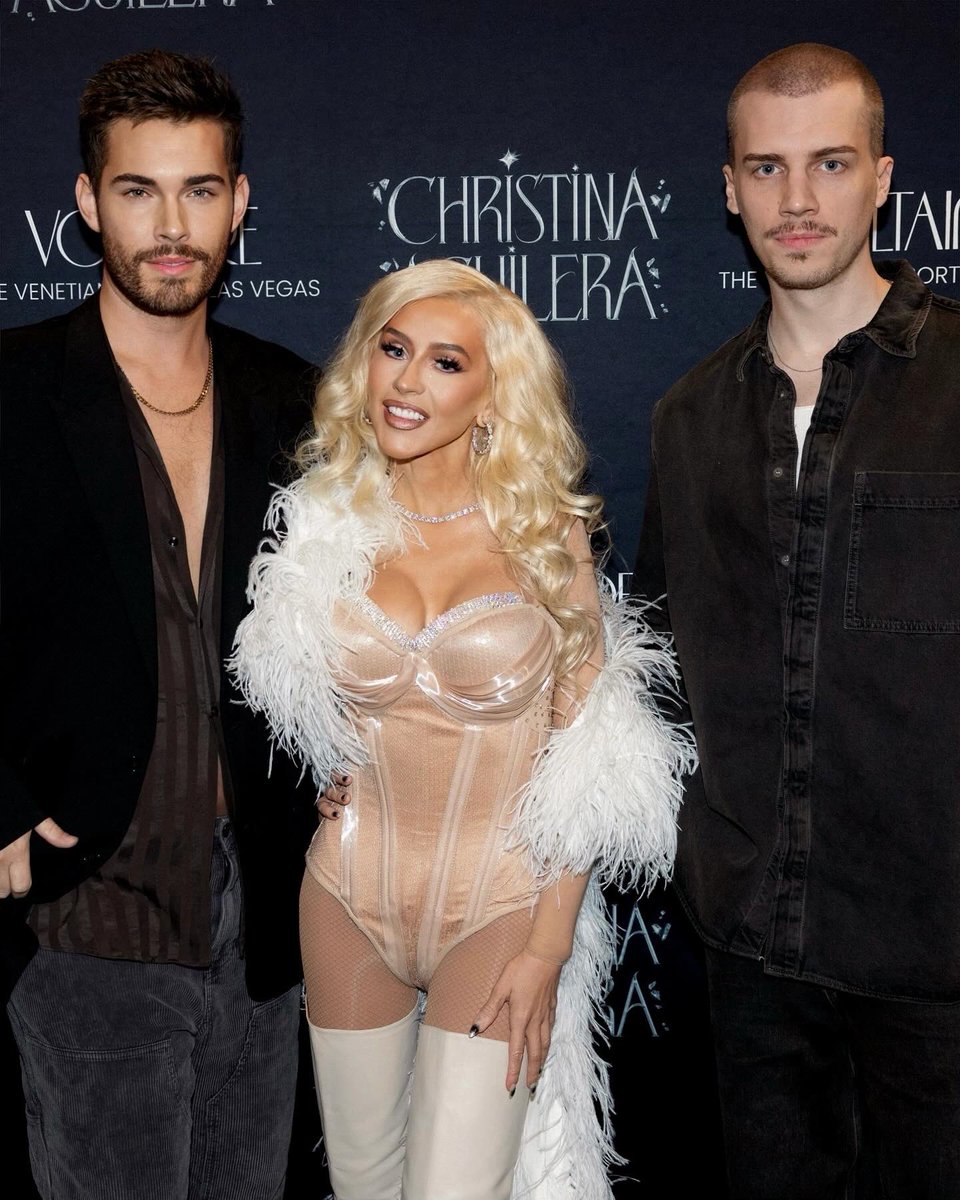 thadnelson's tweet photo. When you spend midnight with @xtina 💎🌙 https://t.co/Bt1yw88VPO