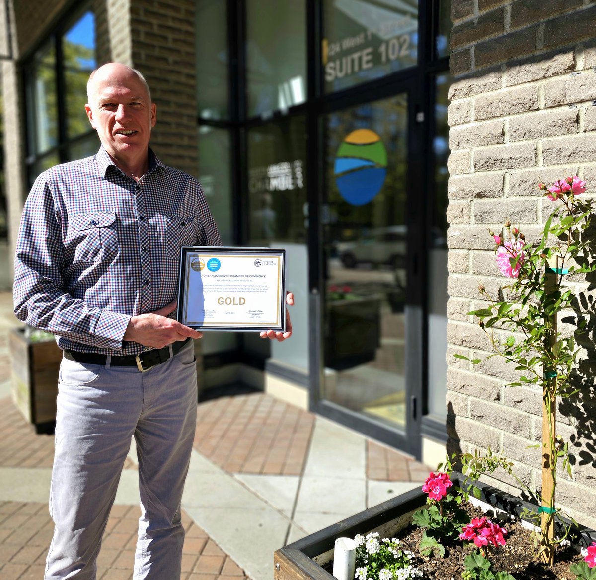 💚 🌎 Happy Earth Day! The #NorthVan Chamber is a proud member of BC Green Business and we have received recognition for integrating environmental and social actions into our operational strategy. Learn more: bit.ly/3vUM57z