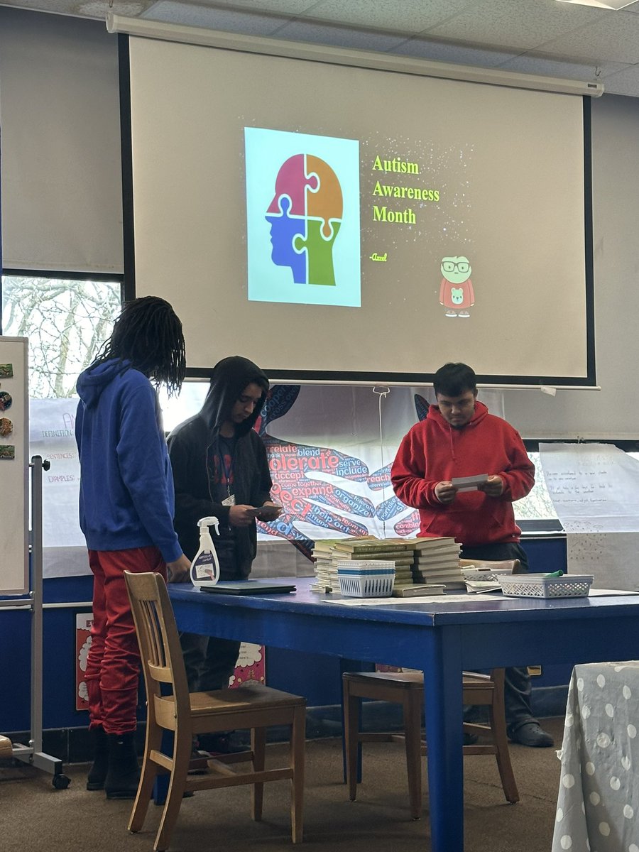 kklukas1's tweet photo. Mr Jose Sandoval and I are so proud of our students researching and presenting on #AutismAwarenessMonth #AutismAcceptance @DrNavarre @DrJLAnderson https://t.co/5rqji7lgtU