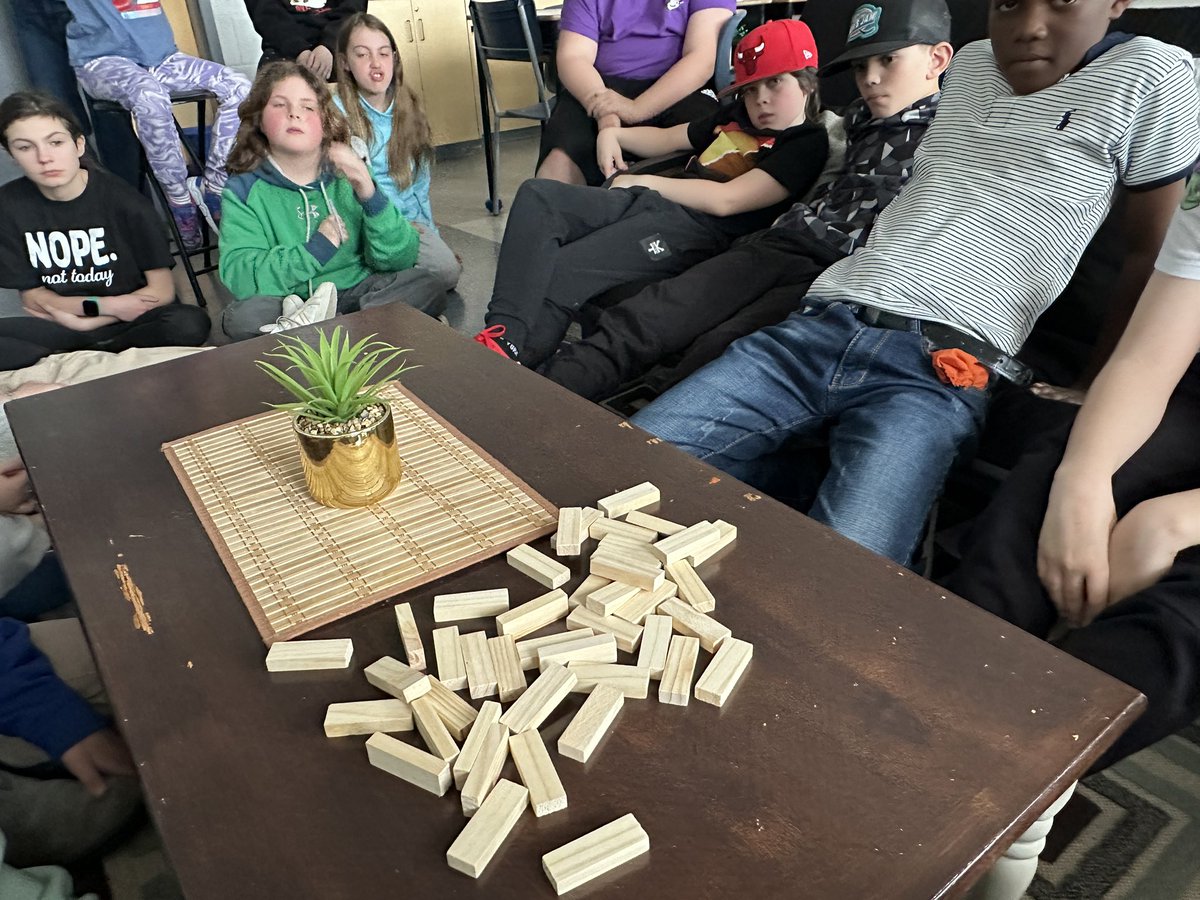 As a class family, we recognize that sometimes we need moments to pause and reflect on our actions and choices. We took some much needed time to be together, uninterrupted to have raw conversations on how we want to treat ourselves and others. Powerful moments! <a href="/AdmiralsAcad_NL/">Admiral’s Academy Navigators 🏳️‍🌈</a>