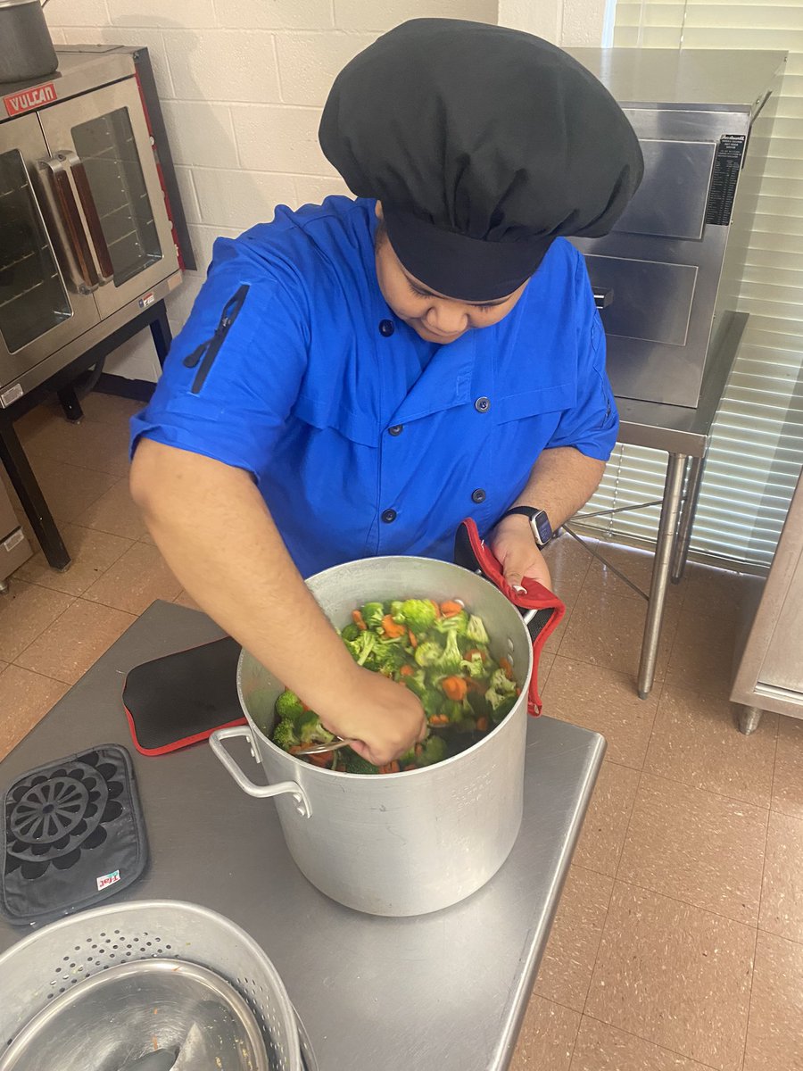 Culinary Arts students preparing meals for the Colt Diner. They have been very busy this semester… Valentines Cupcakes, chocolate covered strawberries, potato bar, Jerk Chicken Salad, Sweet Chili Ginger Chicken Vegetable Rice Bowl and they still have 2 more exciting meals left.