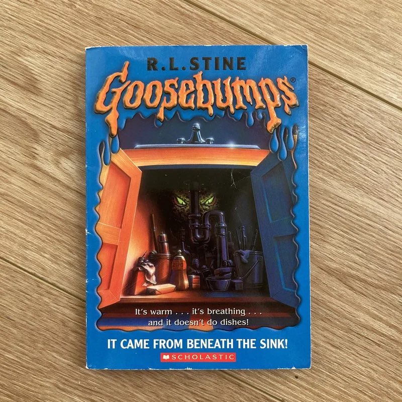 LibrasLibrary's tweet image. You wouldn’t last an hour in the asylum where they raised me. 💙🧡