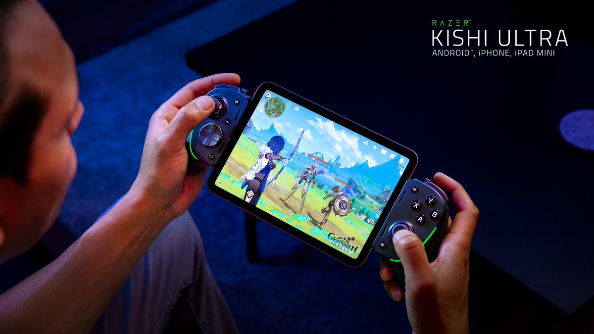 minliangtan's tweet photo. We’ve been receiving rave reviews on the @Razer Kishi Ultra mobile gaming controller AND it has been sold out on https://t.co/2mo4Y0aXka in NA! Restocking is underway, if you have a RazerStore near you, pop by to check if there’s still stock! Learn more: https://t.co/lXU8MYJxPy https://t.co/ZPMmJkZtze