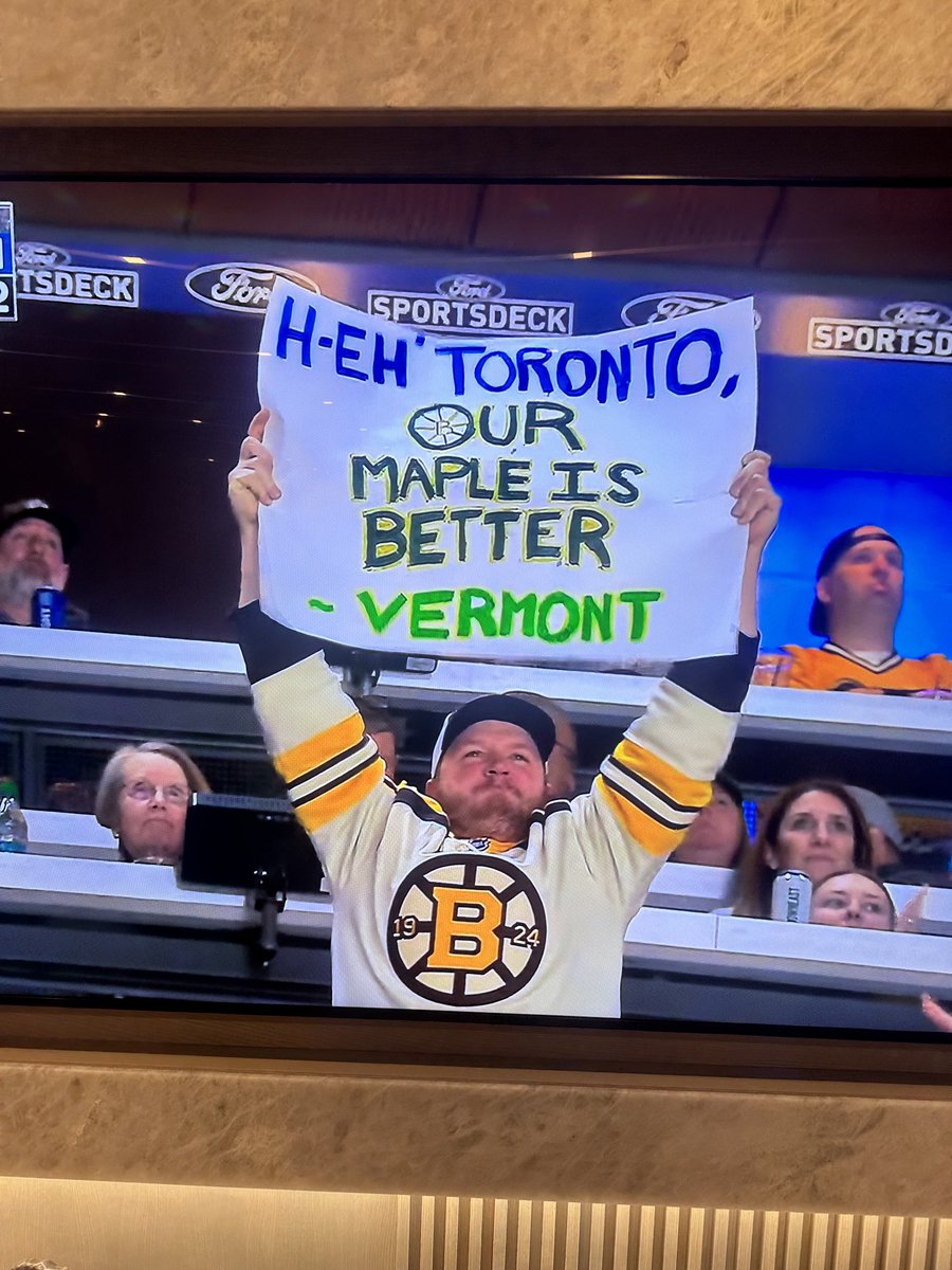 stoolpresidente's tweet photo. Hey Toronto.   #boomroasted https://t.co/Z5frLP3zmd