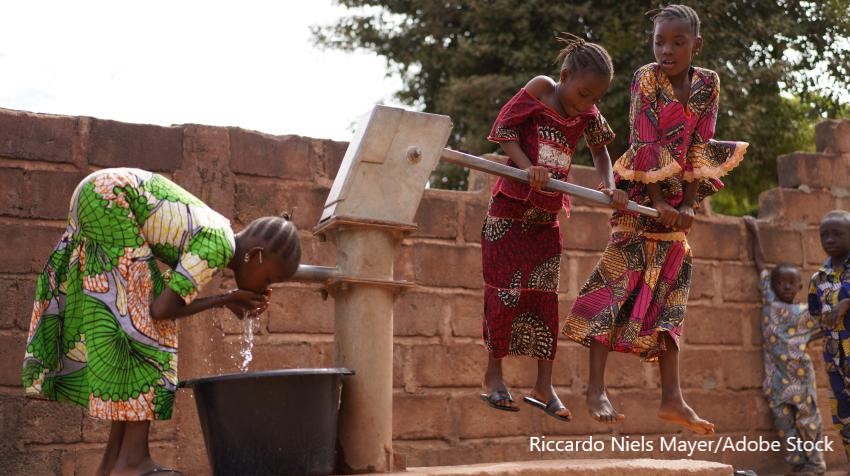 'LDCs have the potential to go green, but they lack the necessary physical, financial and human resources to do so, and they must be able to close the skills gap to enable #GreenTransition.' Amb. @ElinaKalkku, PR of @FinlandUN, on the #LDCFutureForum: ➡️ bit.ly/3JvimoI