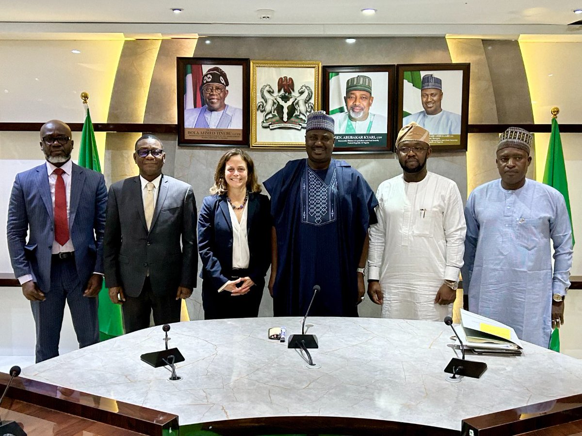 We had productive talks with the Honorable Minister of State for Agriculture and Food Security @sabialiyu_ in Abuja. We discussed priorities for #agriculture and #food security in Nigeria, as well as explored potential new opportunities. #FeedAfrica