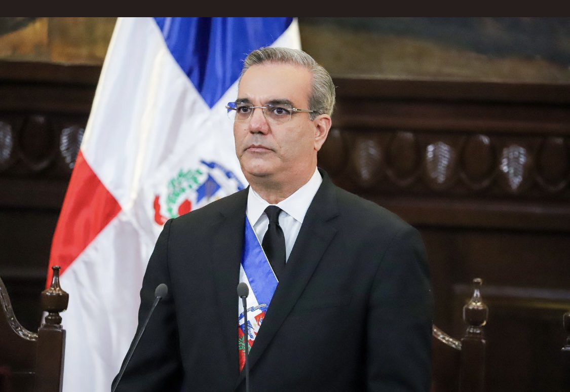 RafaelNunezR's tweet photo. Hay que felicitar al presidente @luisabinader y al canciller Roberto Alvarez por la valiente posición ante el Comsejo de Seguridad de la ONU, por plantear hoy  nuestro Ministro de Relaciones Exteriores lo siguiente:
“No podemos adoptar medidas que atenten contra la seguridad de nuestro país, no lo permitiremos pídalo quien lo pida”. Así se defiende la soberanía y los intereses de la Patria, no con mojigatería.