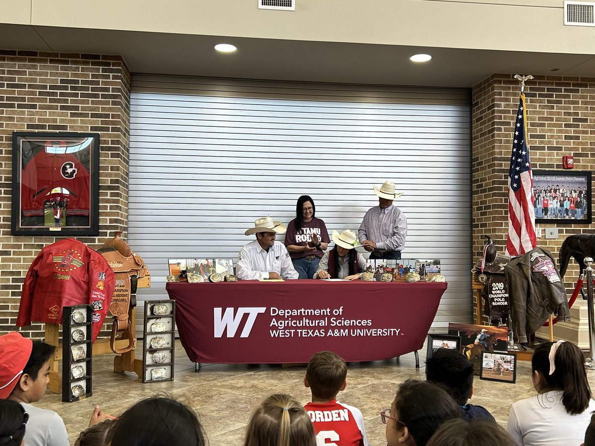 Congratulations to @jayleelane15 for signing with the @wtamu rodeo team today! Way to go!! #GrowingGreatness