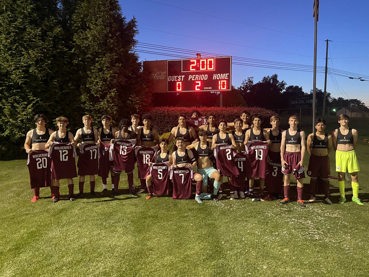 Congratulations to the Woodruff Soccer Team and @Coach_AChappell on winning their 2nd straight region championship with a dominating 10-0 victory over Union County #WeAre @baseball6u @currentlyXlessKidtomas27 @catapultsam