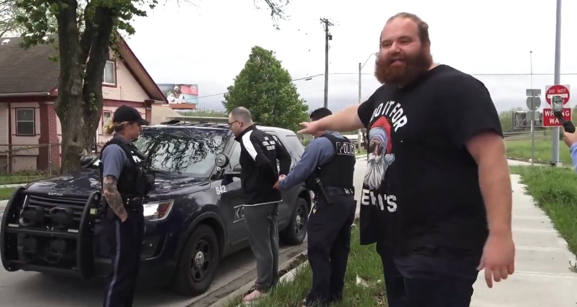 100 retweets and we drop the video publicly on Twitter of the pedophile that <a href="/kcpolice/">kcpolice</a> let go.