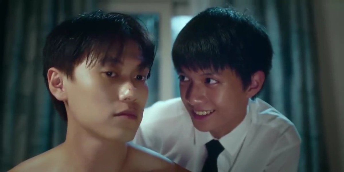 iamroberte's tweet photo. Episode 2: Who Owes Us?
The second kind of family always leaves the light on for you.
#UnknownTheSeries #UnknownEP2 #關於未知的我們 #ChrisChiu #Xuan https://t.co/SKmV4QJeaS