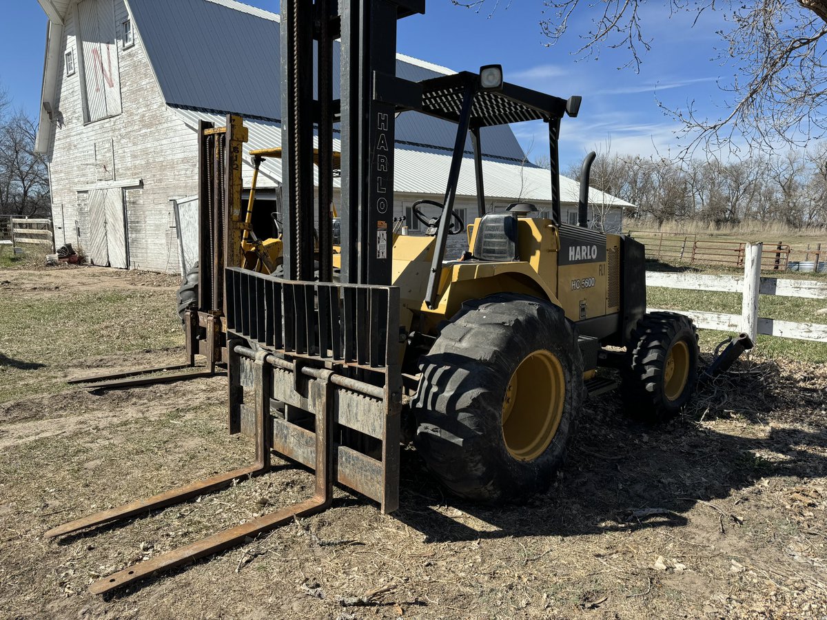 Harlo HC5600 4x4 Rough Terrain Forklift $13,500 Showing 31xx hours Perkins 4 cylinder diesel Does run in current condition but will need overhauled. 4 speed transmission 21 ft lift 6k lb lift Side shift Back tires are brand new Can send more pics & video. Chambers, NE