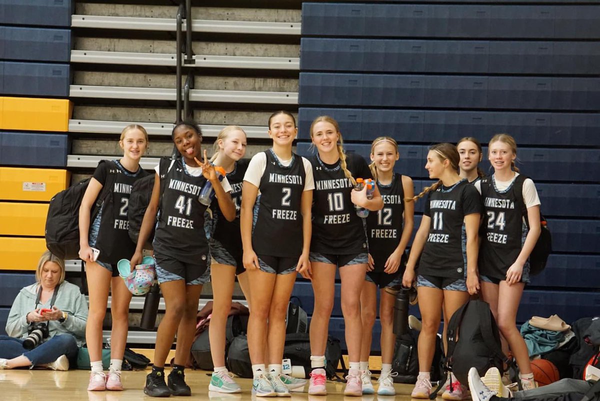 MN_Freeze_Bball's tweet photo. Love this &amp; our 2028 team! They are hard working, talented, &amp; love their teammates. These North Metro kids are making some noise! 
Amelia Ritchie
@AddySears11 @SarahCarlson_28 Syd Pierskalla, Juliana Bramwell, Kaelee Hanson

@GMacHoops @PGHMinnesota @JrAllStarMN @EricJrAllStar https://t.co/MhldmtQS1F
