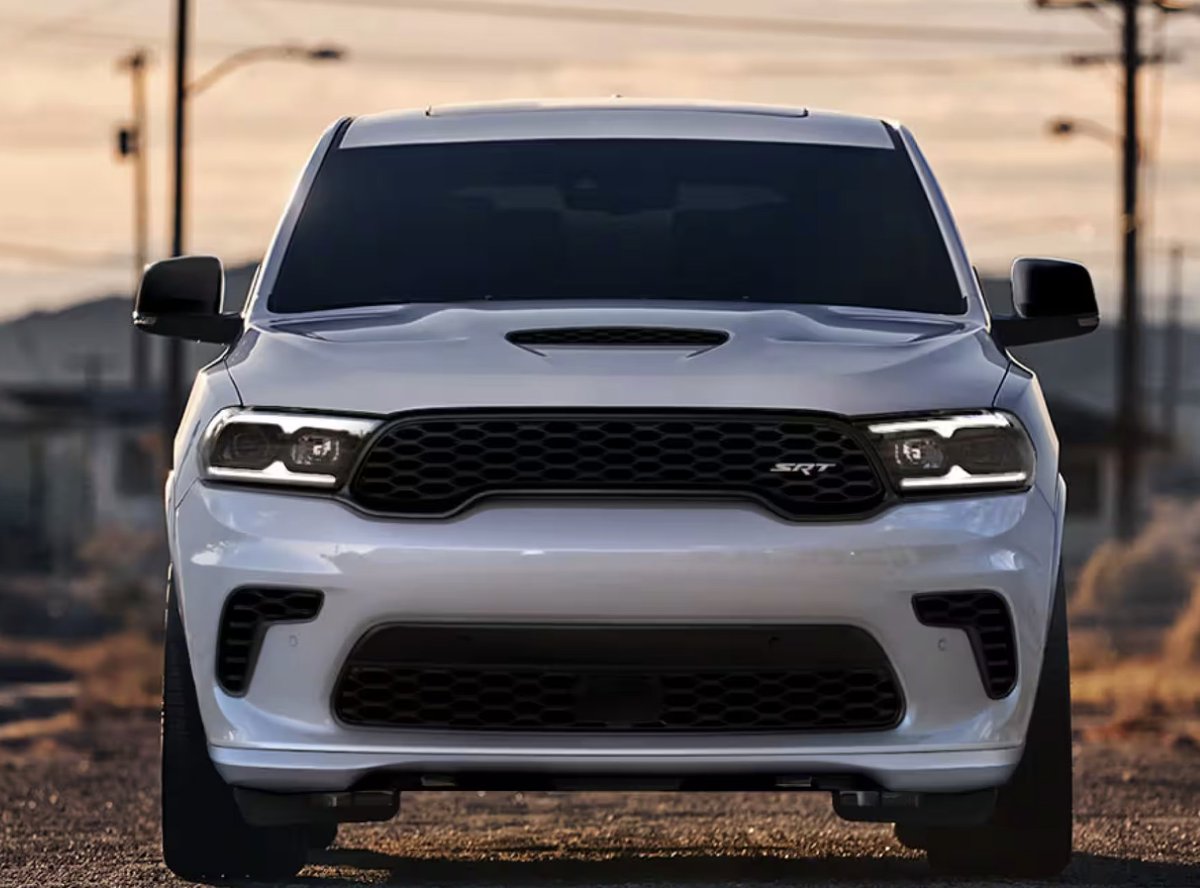 The 2024 Dodge Durango showcases just how stylish a three-row SUV can be. bit.ly/3Ql3uer
.
.
.
#Route18Auto #Route18 #Chrysler #Jeep #Dodge #RAM #JeepStrong #EastBrunswick #Offers #Lease #BuyNew #ShopNow #CarSpotting #CarsUnlimited #CarsLifeStyle #AutoDealers #Cars
