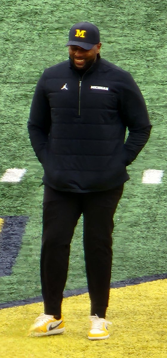 Bighouse2323's tweet photo. Knowing team 145 is going to be so ready to go come fall!! #ReigningAndDefending #NationalChamps #GoBlue https://t.co/SqM3EIiI2m
