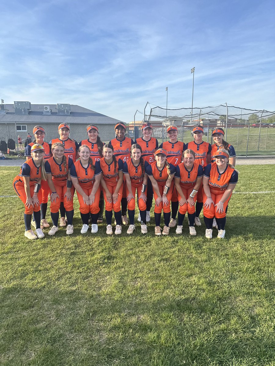 capie7_will's tweet photo. The Lady Lions clinch their 4th consecutive conference title with a 6-0 win over Murphy and improve to 23-1 (7-0). #GoLions @ica_softball @The_SIRR_Conf https://t.co/sCMNDWXlq0