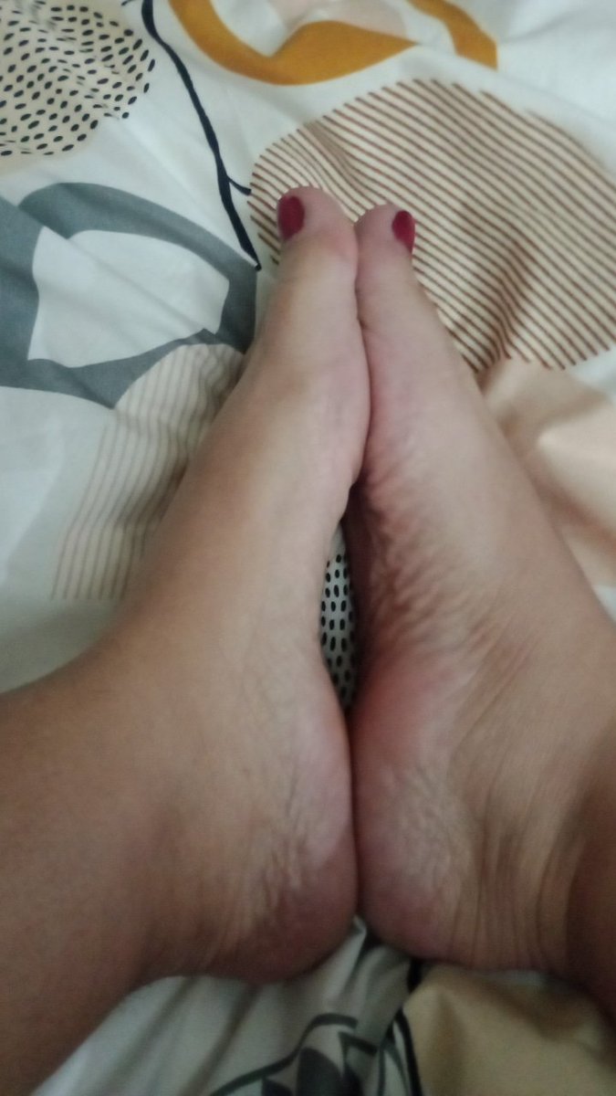 kasaya14062's tweet photo. #feets #foot #softfeet #footlsave #feetworshi̇p #feetpicsforsale #FOOTFETİSH #footfetısh #cutefeet https://t.co/fVohRXMo4l