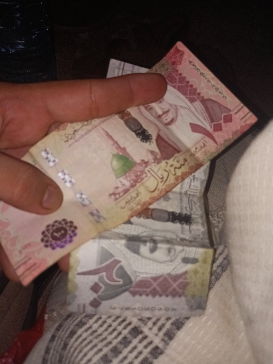 Yrhm40396Al's tweet photo. أي سالب عمره 22 وتحت يخش على الخاص 
انا موجب من عدن عمري 24 https://t.co/8AYauumY5J