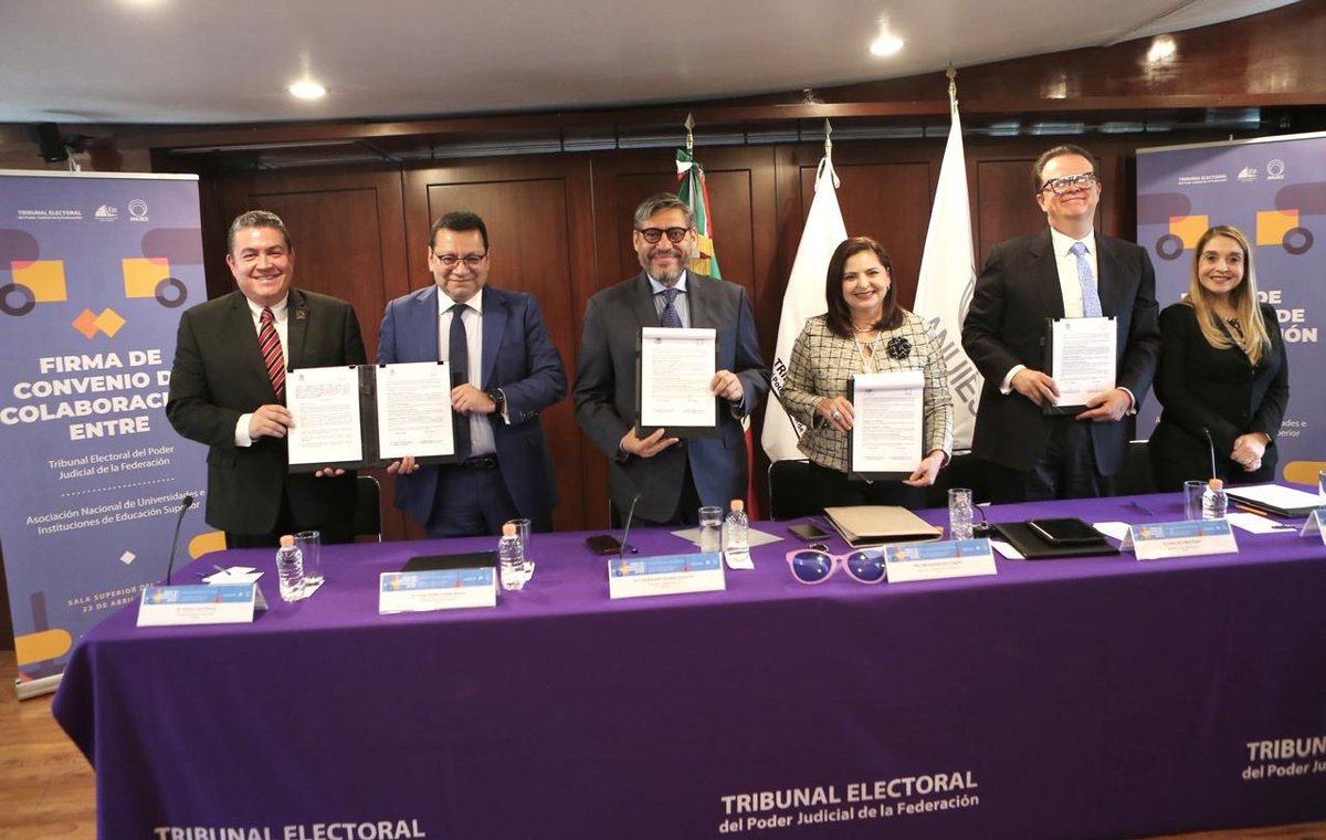 #Boletín | El #TEPJF y la ANUIES firman convenio para realizar actividades académicas de formación y profesionalización con perspectiva de género y democracia inclusiva. 📰 te.gob.mx/front3/bulleti…