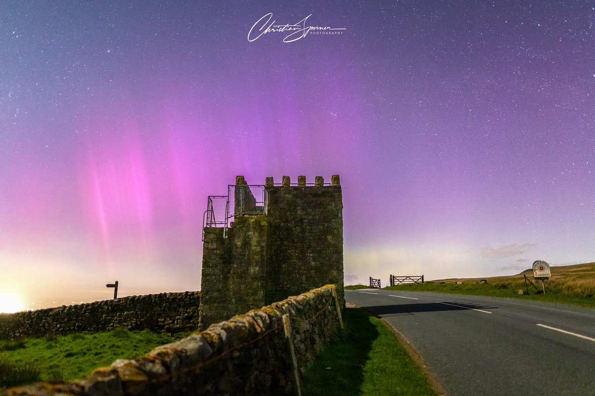 SP00NS's tweet image. 💫 The Northern Lights putting on a spectacular late-season display on 16/4/24 🤩 #aurora #northernlights