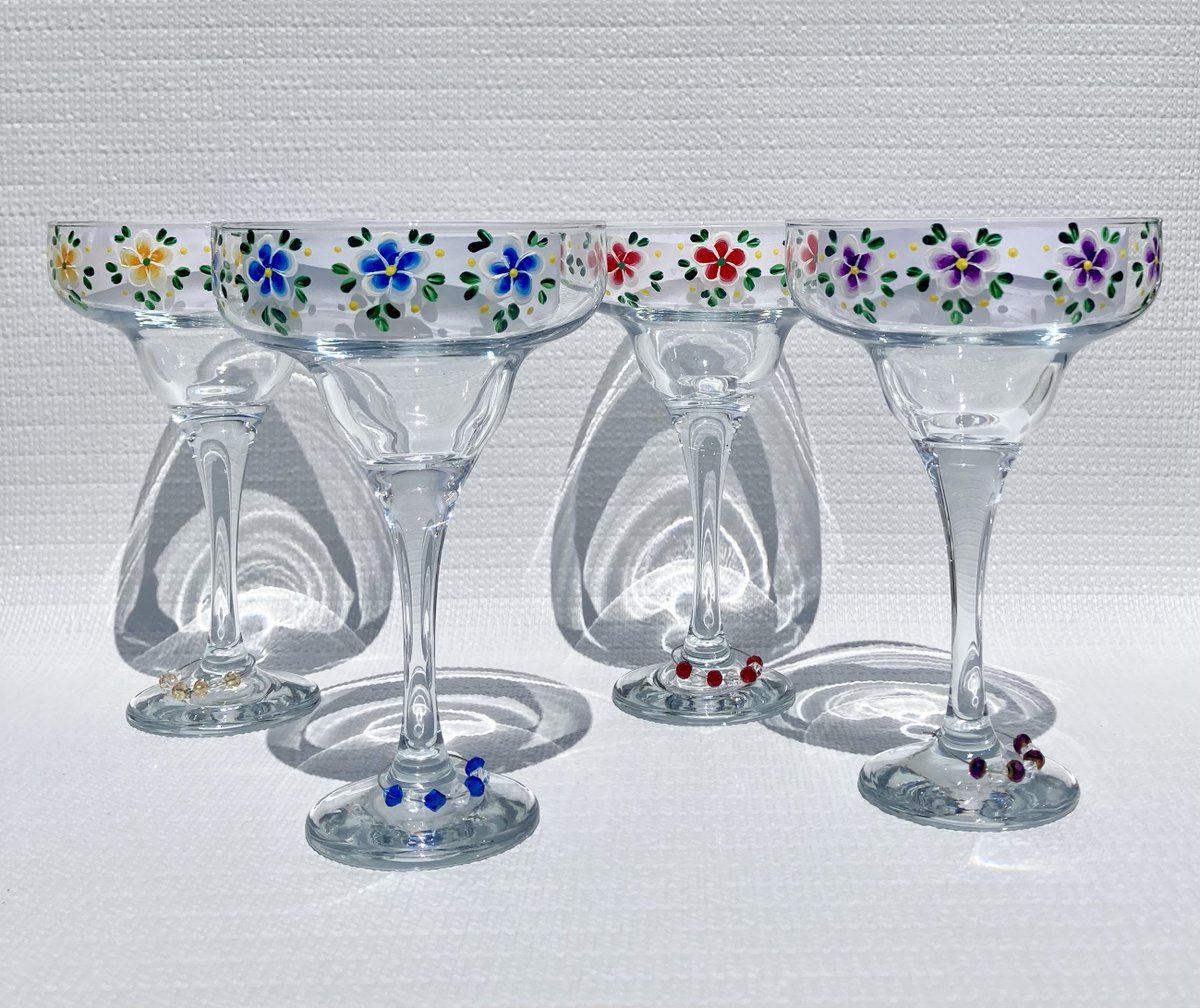Check out these colorful glasses etsy.com/listing/171826… #mararitaglasses #mimosaglasses #paintedglasses #SMILEtt23 #EtsyStarSeller #etsyseller #CraftBizParty #mothersdaygift