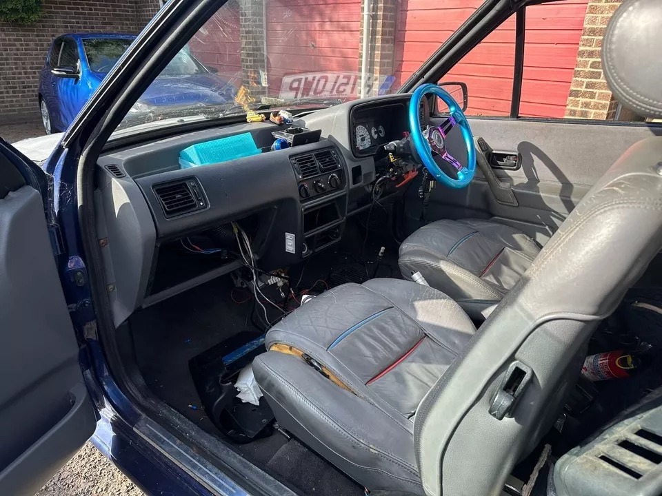 Ad:  Ford Escort XR3i Convertible
On eBay here -->> ow.ly/kSFE50RlyOB

#projectcar #carproject #garagelife  #FordEscortXR3i #ConvertibleLife #ClassicCarRestoration #CarRestorationProject #CarCollector #ClassicCarCommunity