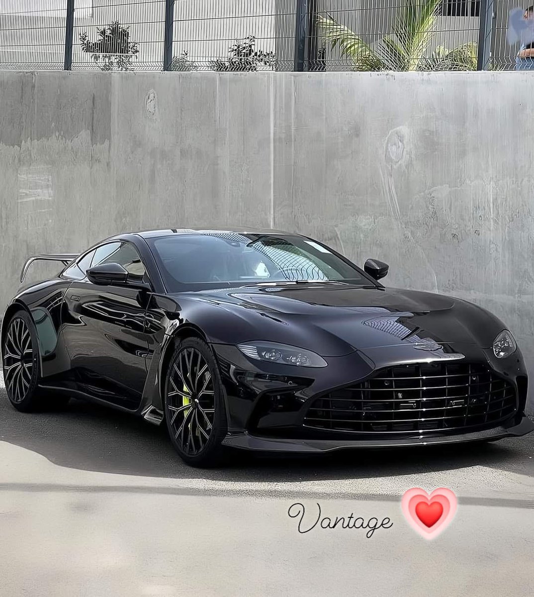 Aston Martin 
#car #viralpage #supercar #weekend #luxurycars #sportscars #view #tranding