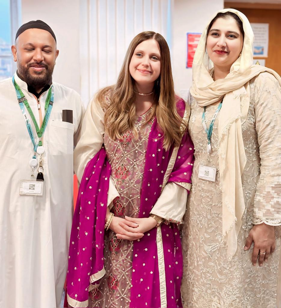 SGant87's tweet photo. A huge thank you to our Family Workers, Areej and Abdul for hosting a wonderful team celebration for Eid this evening. Amazing food and time well spent together! Such a privilege to be part of  #teamNL. Eid Mubarak https://t.co/vSDf1HYVVm