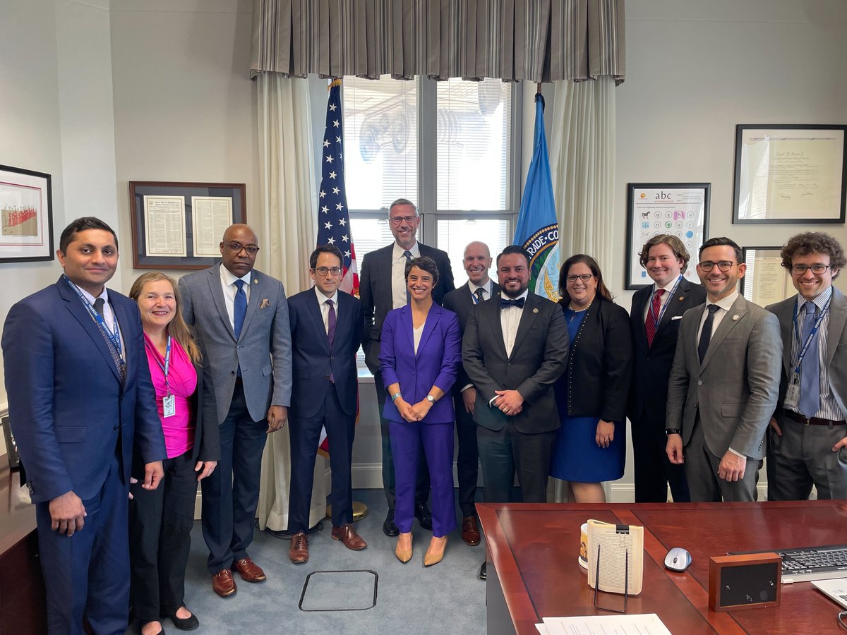 Pat_Garofalo's tweet photo. So honored to join a great group of state legislators and enforcers today to discuss progress on eliminating deceptive, hidden junk fees with officials at the White House and FTC. #EndJunkFees 

https://t.co/zWVLlCx7mm https://t.co/cJkNs4DELZ