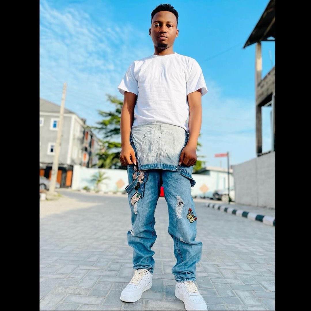 AD3OLA_om's tweet photo. THE TAPE IS DONE. https://t.co/JquKPZzloG