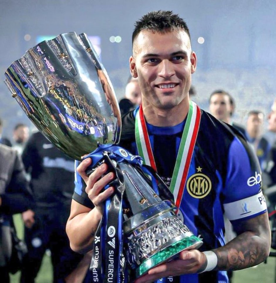 Campeón, capitán y goleador: 23 goles en 29 partidos en esta temporada para el Inter. Lautaro Martínez, de Racing.