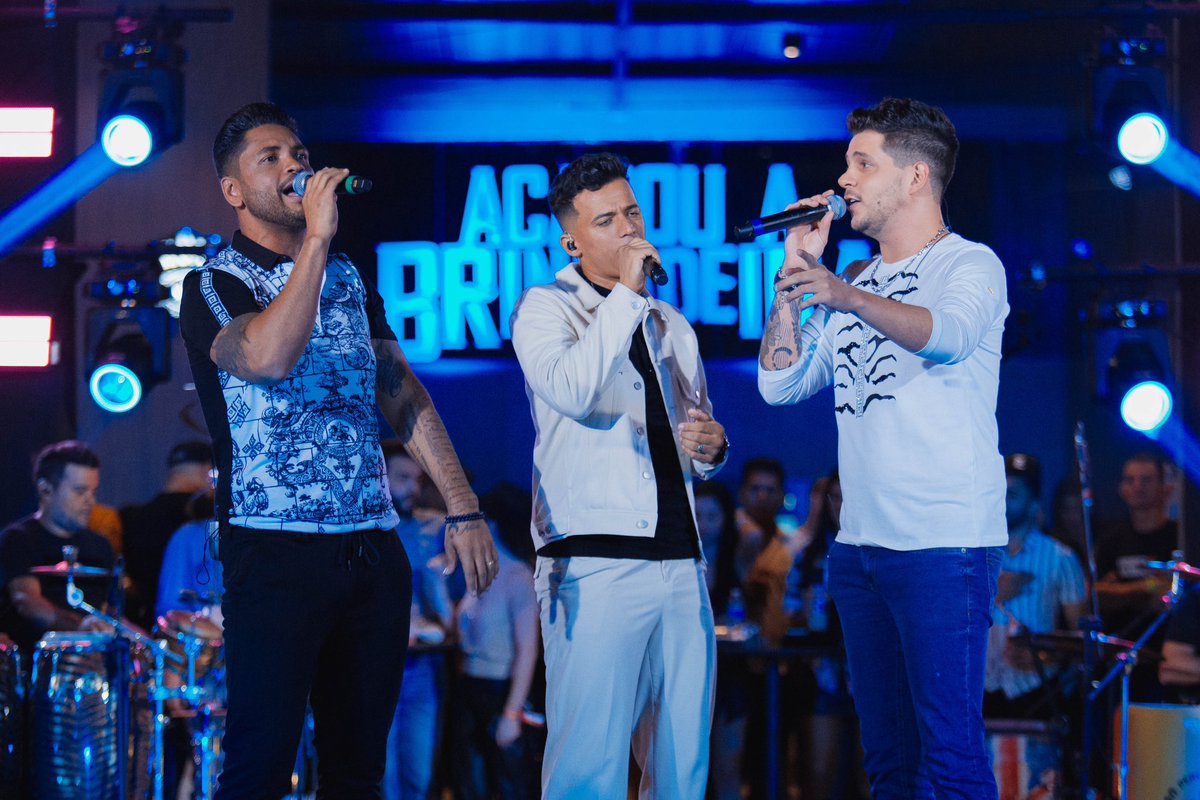centralfasjm's tweet photo. O próximo lançamento será qual feat? https://t.co/FE7dyUffN9
