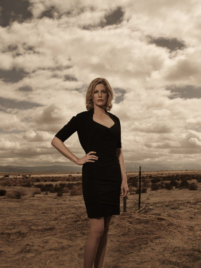 Anna Gunn says there's been a big change in attitudes towards her #BreakingBad character Skyler 'People come up to me now and say, ... 'You were the conscience of the show ... Or they say, ‘The first time I watched it, I hated that character. But the second time I watched it, I