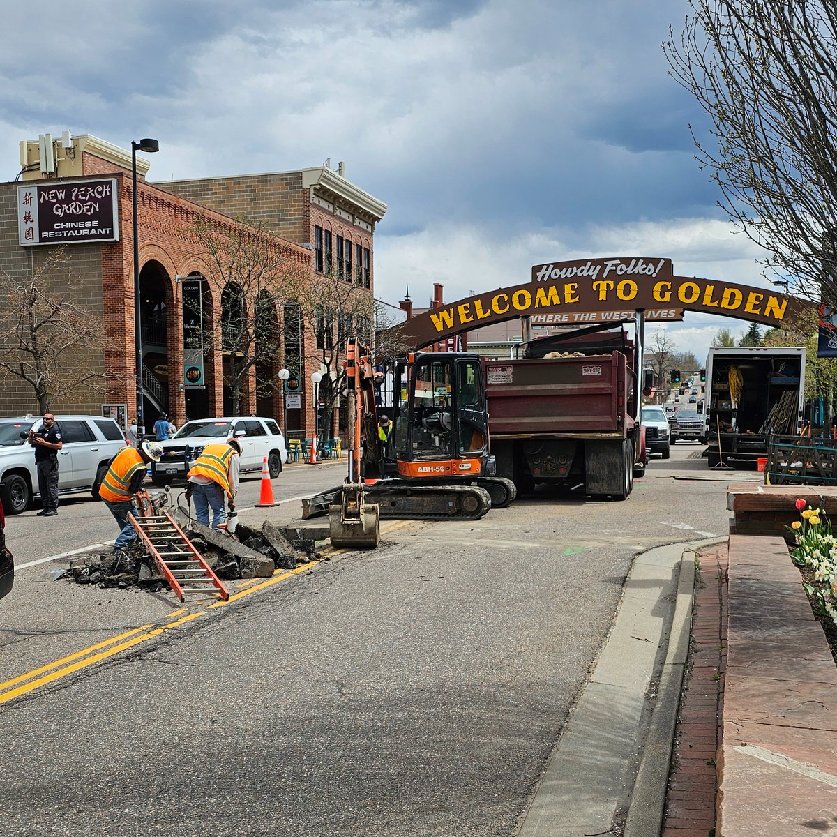 Starting today until May 3 (weekdays only), construction will be underway on Washington Ave. for domestic water service & fire line installation as part of a private development project. Work hours are Mon-Fri, 7am-7pm. Expect lane closures with flaggers on Washington Ave.…