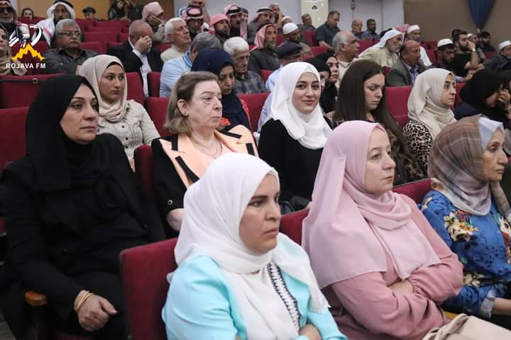 CivakaIslam15's tweet photo. Demokratik İslam Kongresi, Qamişlo'da Abdullah Öcalan'ın bakış açısı ve din konulu bir sempozyum düzenledi. İslam'da kadın konusunu anlatıldı.
#AbdullahOcalan
#Freedom4Ocalan
#DemocraticIslam https://t.co/QWcdzGPmL7