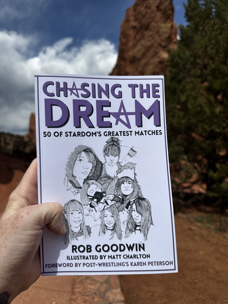 Perfect hiking companion, new book of 50 great #STARDOM matches by Stardom Cast’s @REALRobGoodwin and illustrated by @ShiningWizardDs 💫 Stoked to get back home to Japan after digging in!!