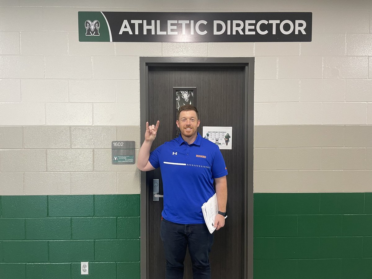 We appreciate Coach Beau Blair of Houston Christian University stopping by the Creek to talk ball and recruit the Rams! @MCRamFootball @HCUFootball @CoachBeauBlair @MCHS_Rams #TheCreekIsRising