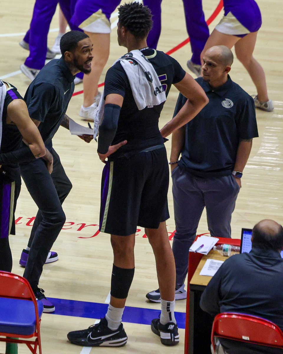 Davon Usher tweet media