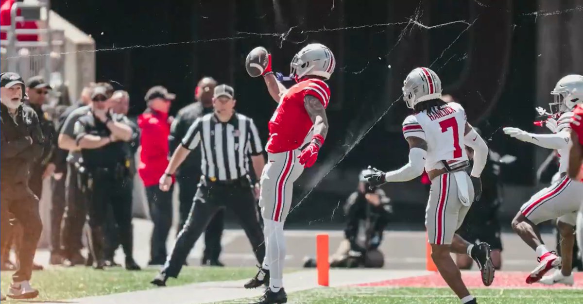 Ohio State just put out a spring game video. This is the freeze frame of Jim Knowles watching Emeka Egbuka's catch, I'm sure he's glad Emeka is on his team. We always hear how the battles between BIA vs Zone 6 are top tier at practice, here is an example. PC: @OhioStateFB